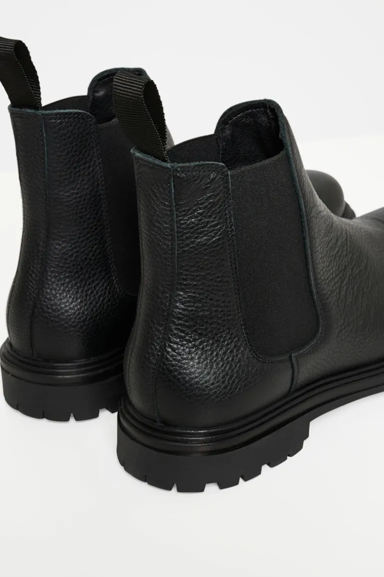 MACormac Stiefel