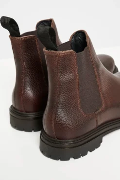 MACormac Stiefel