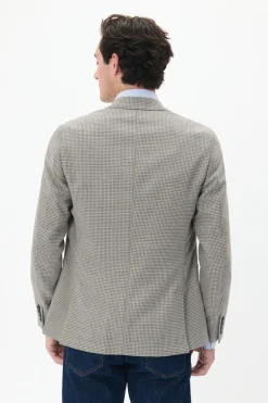 MAgaret Wollblazer