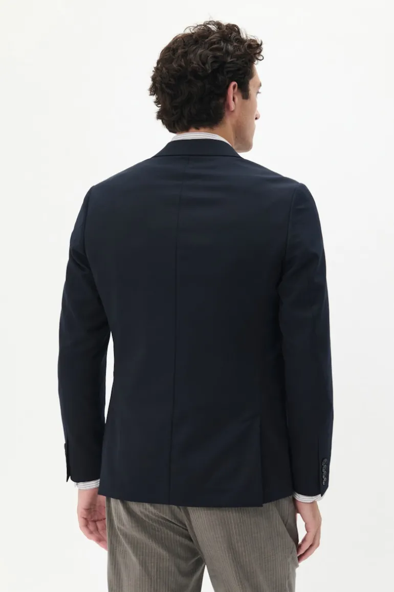 MAgaret Wollblazer