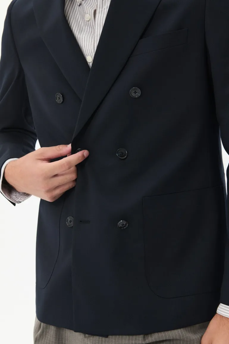 MAgaret Wollblazer
