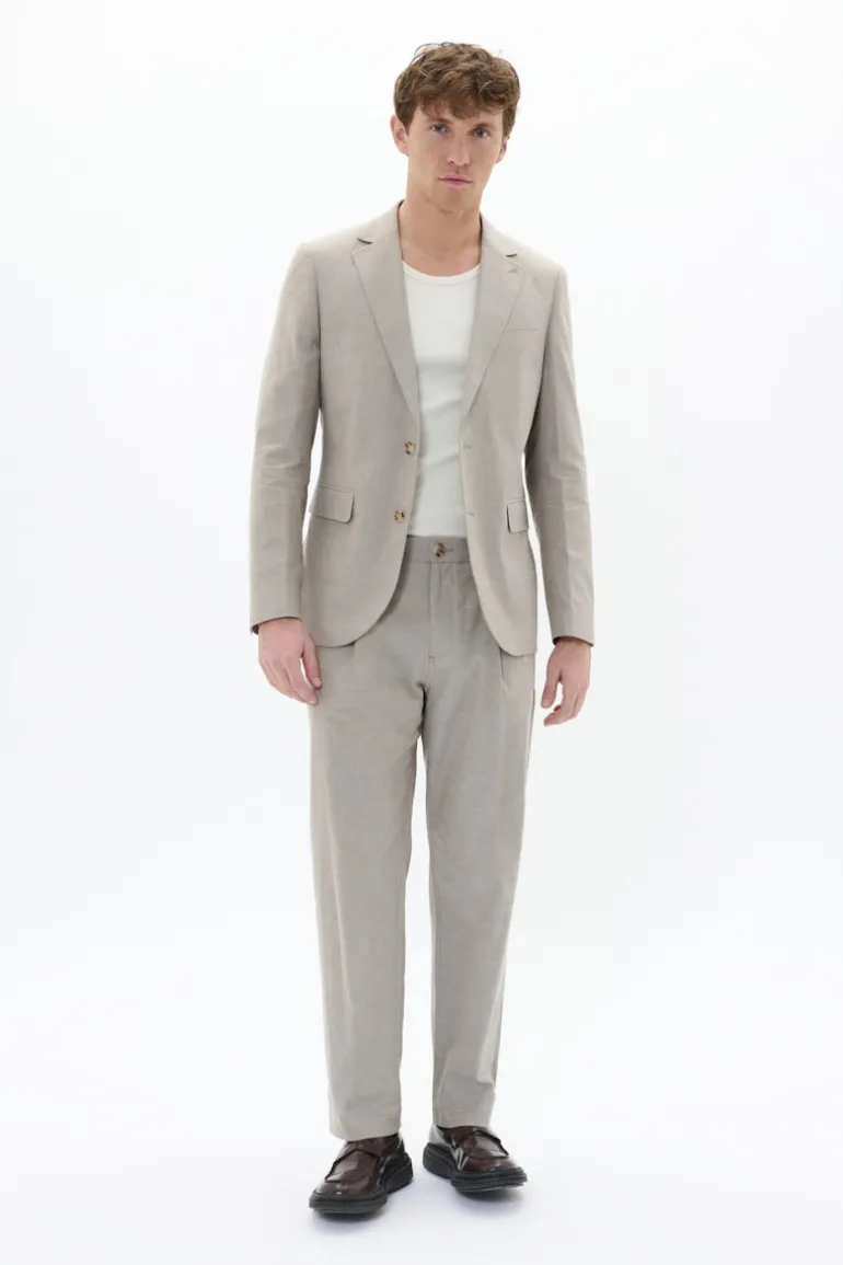 MAGeorge Blazer