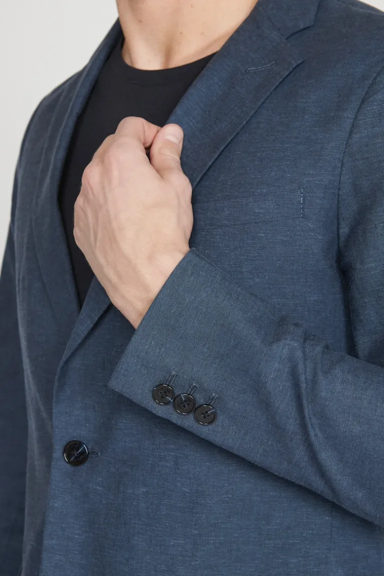 MAgeorge Blazer