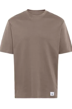 MAHason T-shirt