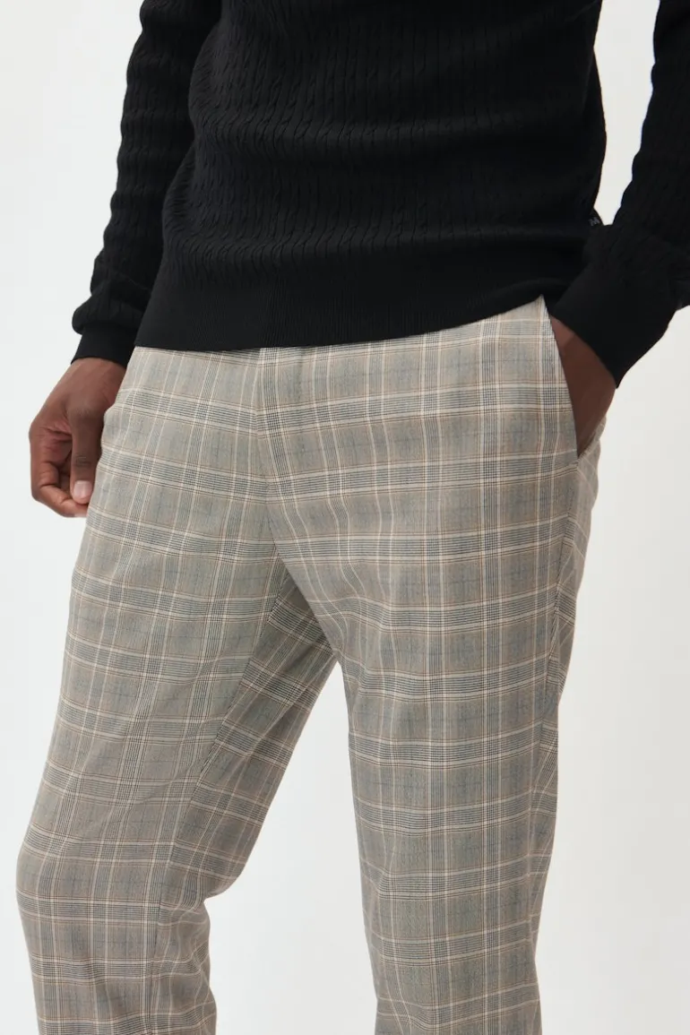 MAliam Hose