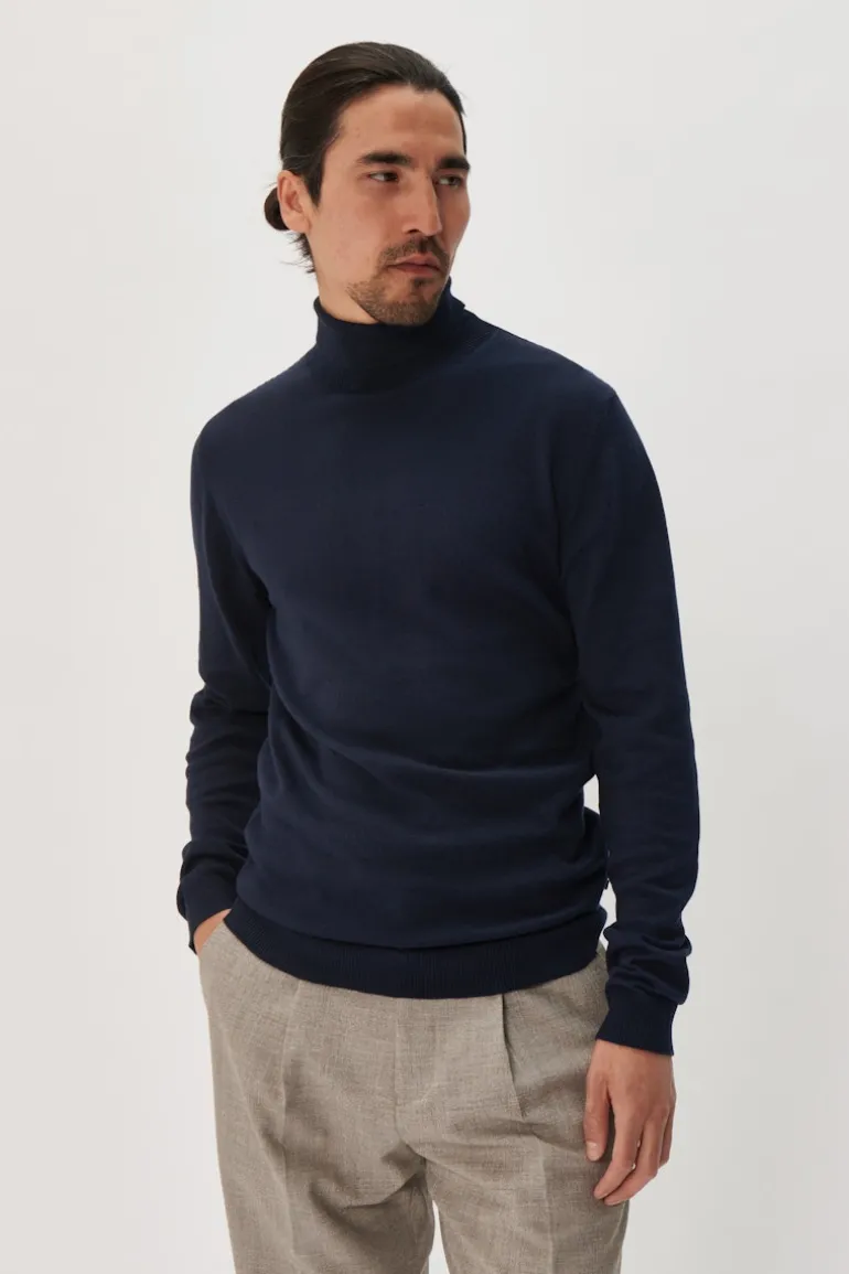 MAparcusman Pullover