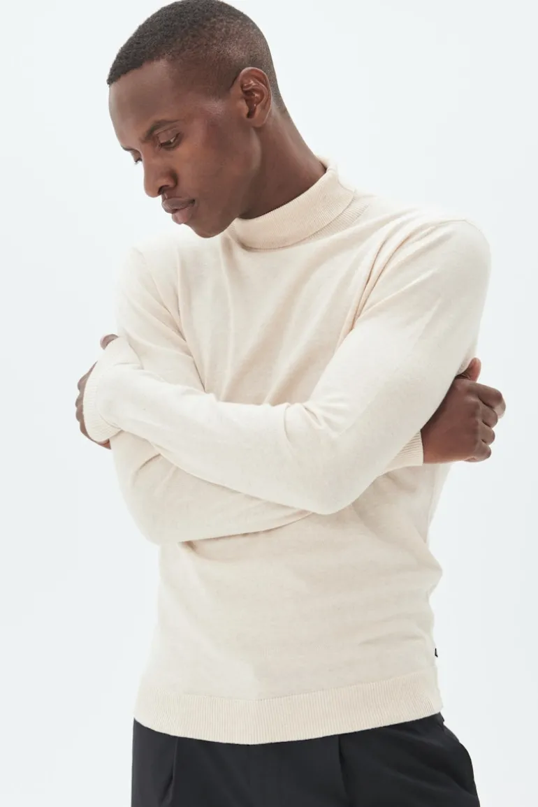 MAparcusman Pullover