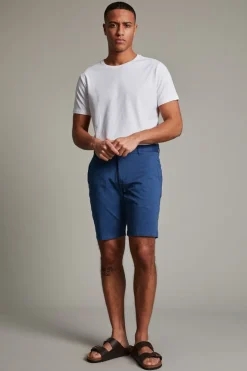 MApristu Shorts
