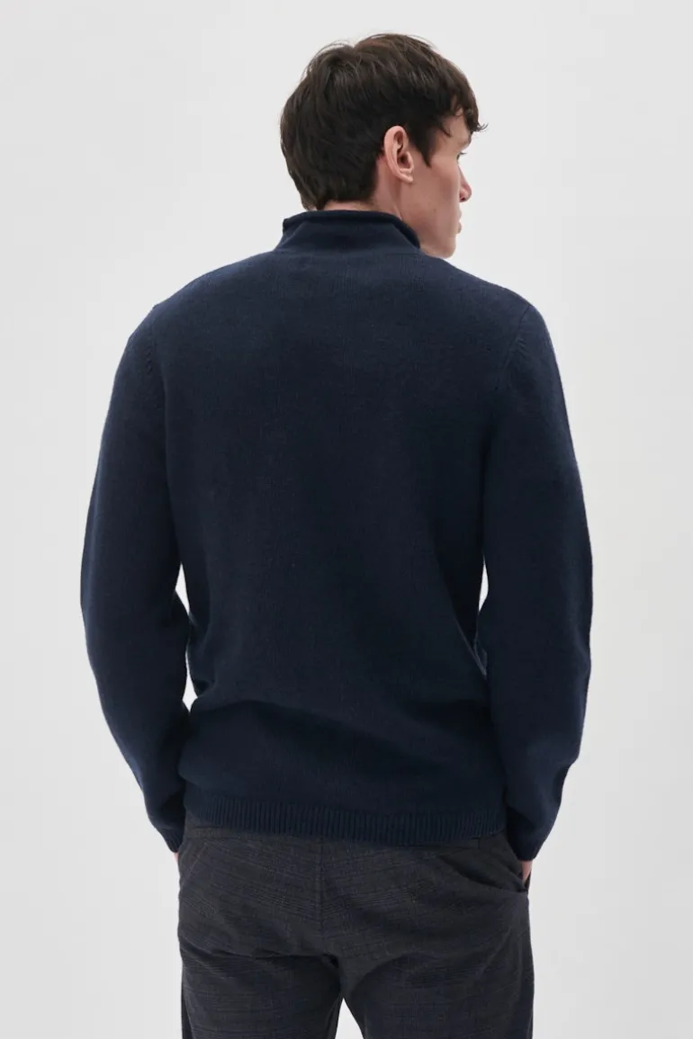 MArelaxroll Heritage Pullover