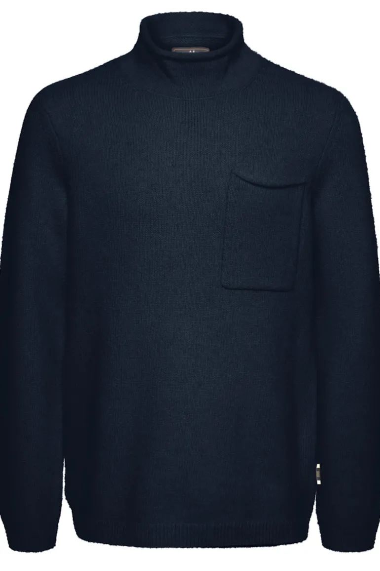 MArelaxroll Heritage Pullover